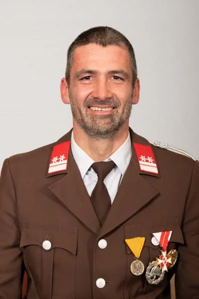Schreder-Johann Schreder-Johann